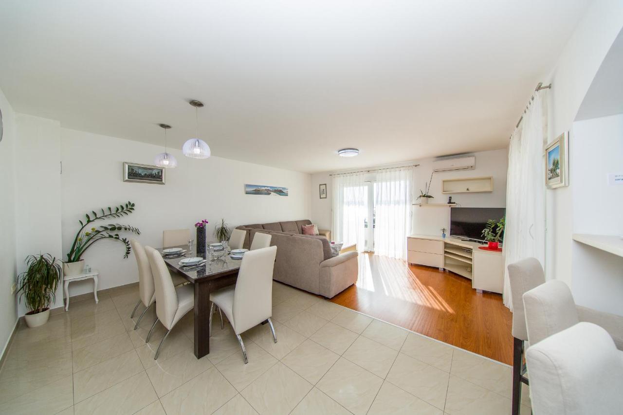 Apartment Luni Lokva Rogoznica Ngoại thất bức ảnh